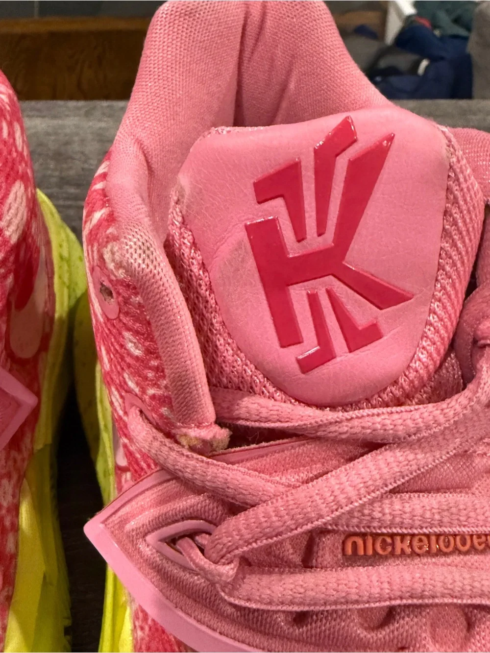 Nike Kyrie 5 Patrick Star SpongeBob Pink Basketball Shoes CJ6950‑600 Womens 5.5